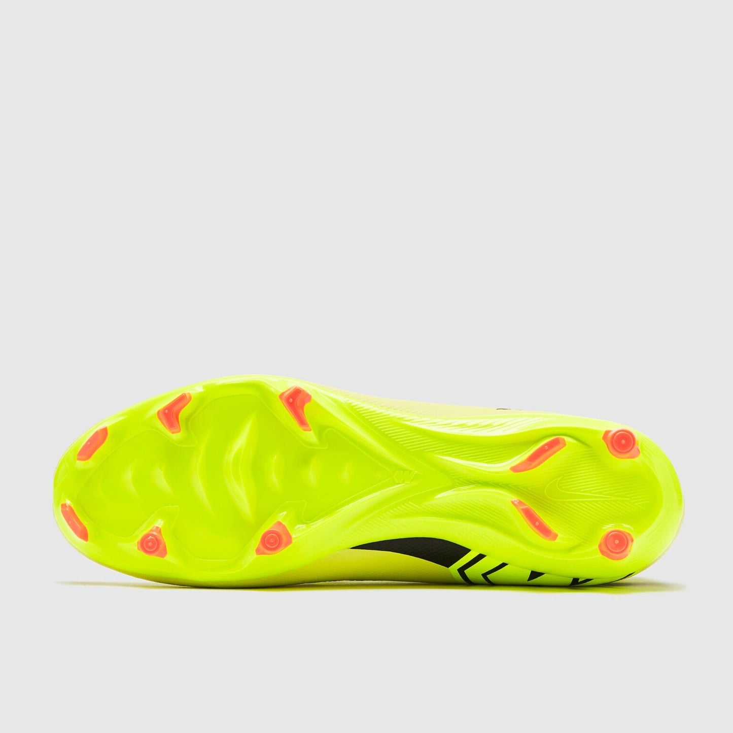 Mercurial Vapor 16 Academy FG "Max Voltage"