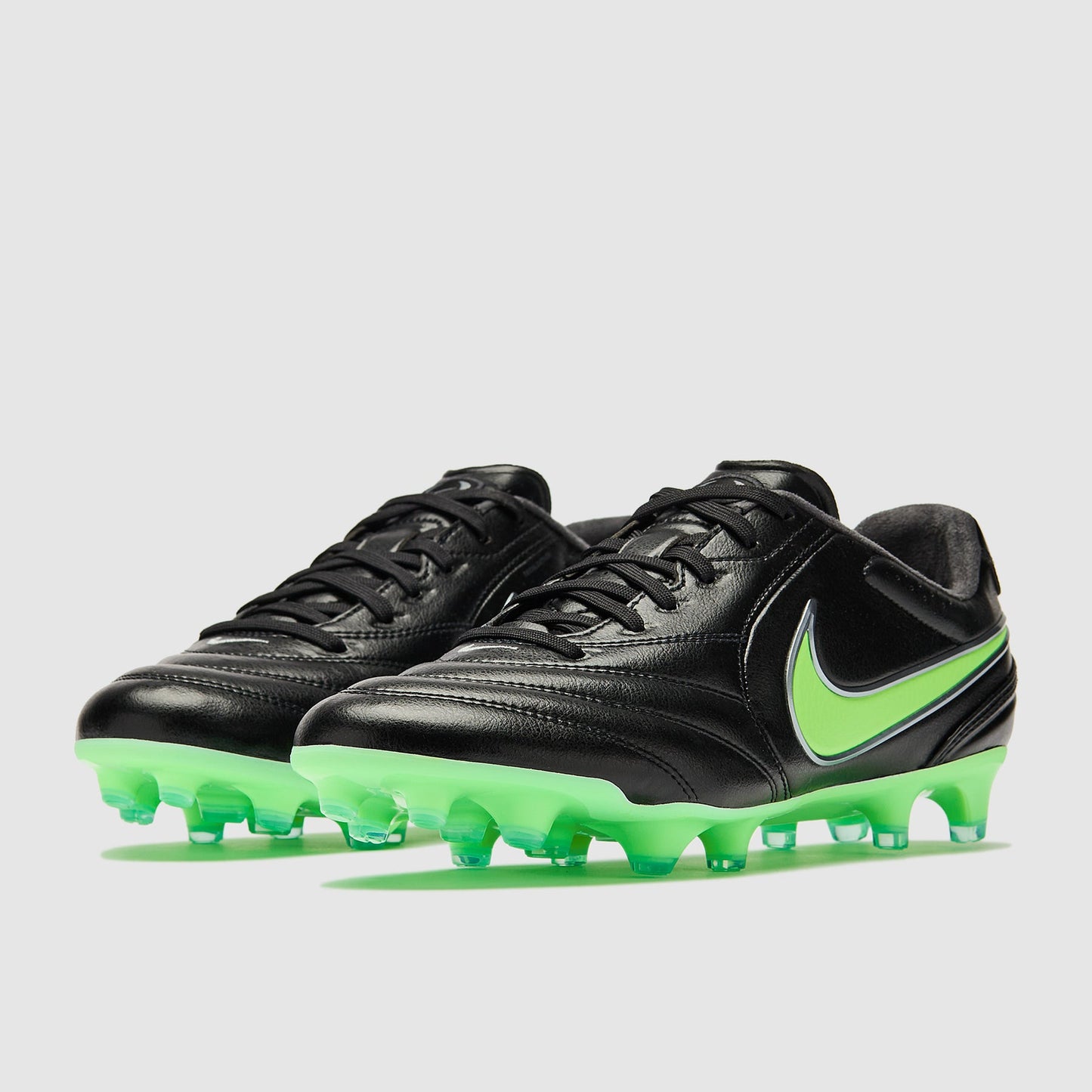 Tiempo Ligera Pro FG "Shadow"