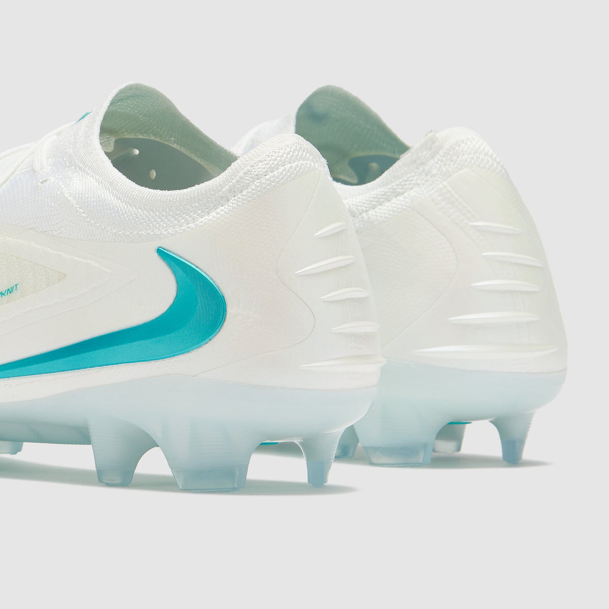 Phantom 6 High Elite FG "Bright Lights"