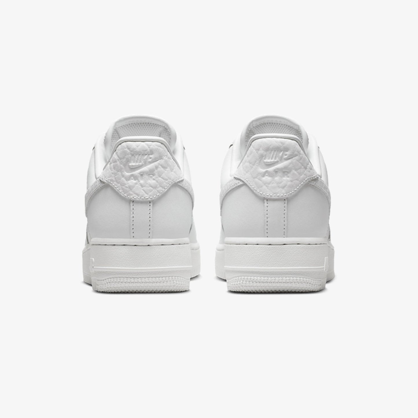 Air Force 07 LV8 "White Silver"