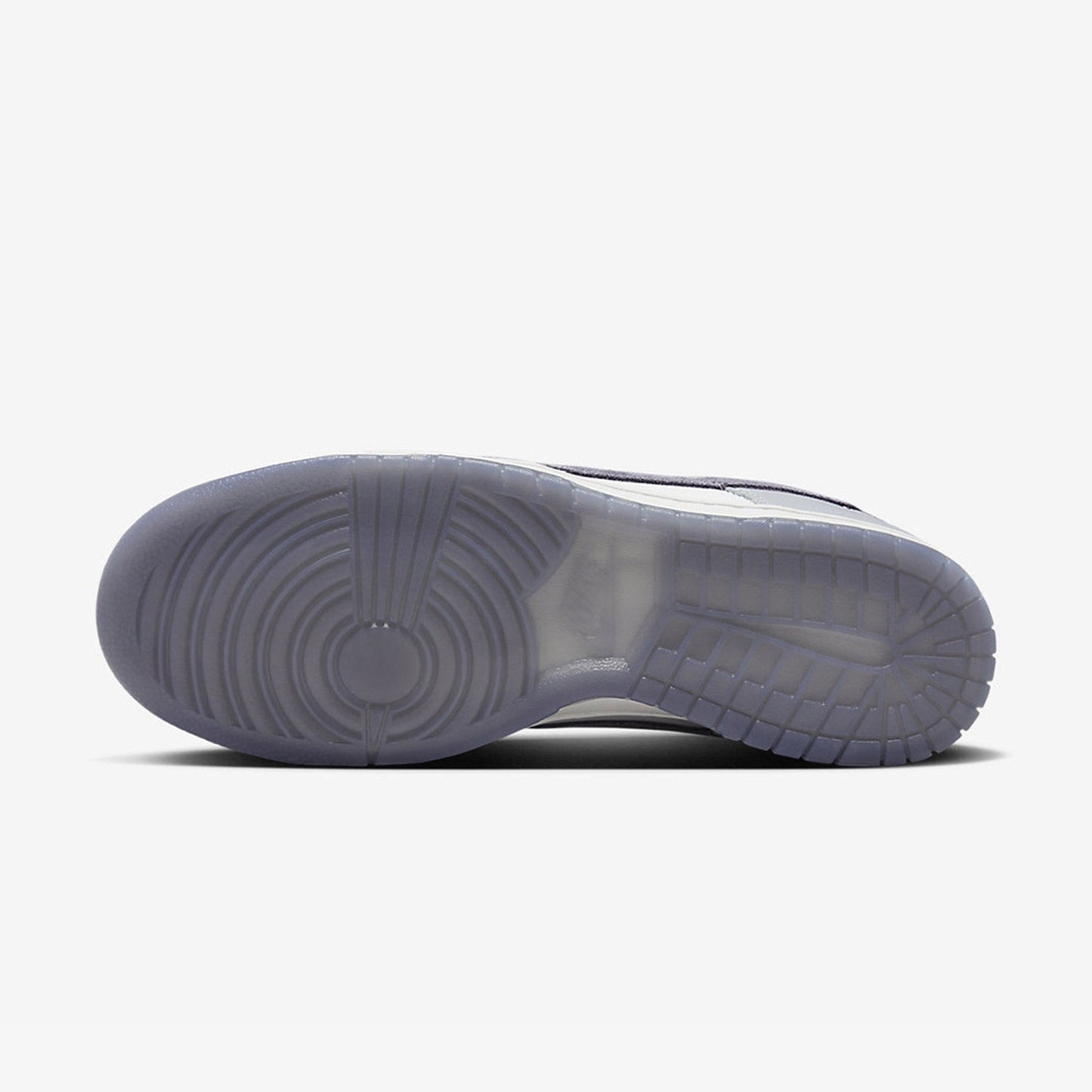 Dunk Low SE "Light Carbon"